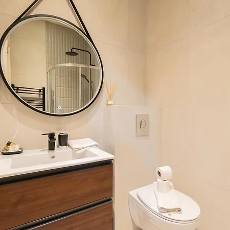 Apartamento Cosy En Plein Coeur Du Carre Dor