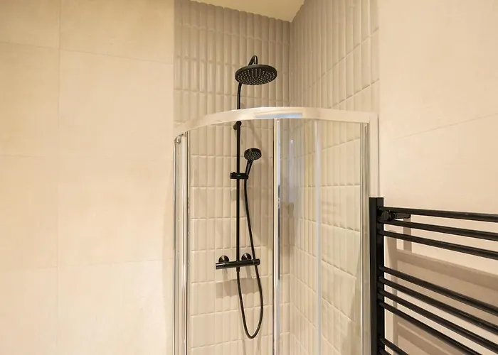 Cosy En Plein Coeur Du Carre Dor *