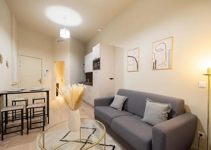 Cosy En Plein Coeur Du Carre Dor *