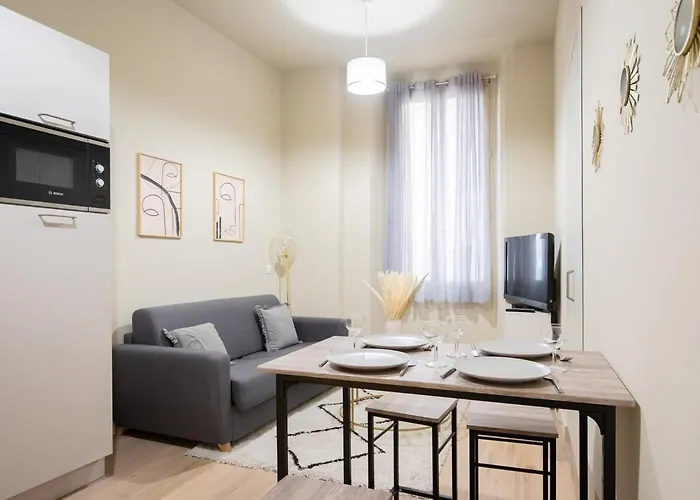 Appartement Cosy En Plein Cœur Du Carré Dor